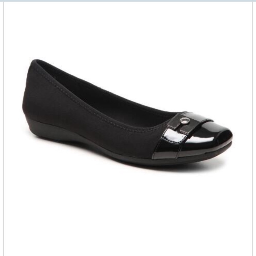 Anne Klein Ursala Flat Shoes✨